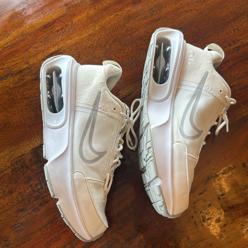 Womens Nike Air Max White Sneakers with Gray Accents in Size 10 [LIKE NEW] - Picture 3 of 10